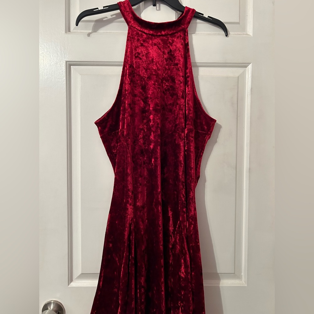Rebdolls red velvet high neck swing dress - Picture 2 of 3